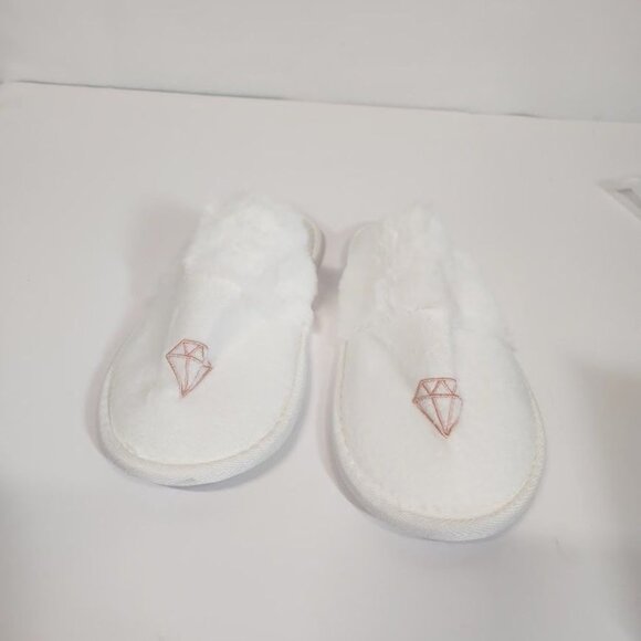 Miss to Mrs. Bride to Be‎ Spa Slippers in White - One Size Fits Most - Picture 2 of 8